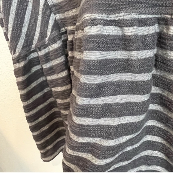 Free People size Large two tone gray stripe distressed relaxed peplum blazer - Picture 8 of 9